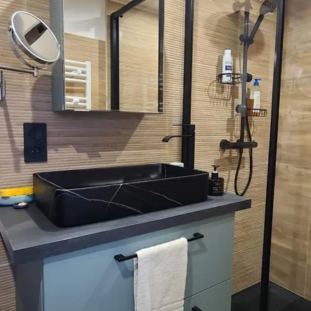 La Cadanise, Du Parc 3*