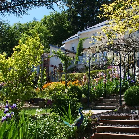 La Cadanise, Du Parc 3* Saint-Éloy-les-Mines