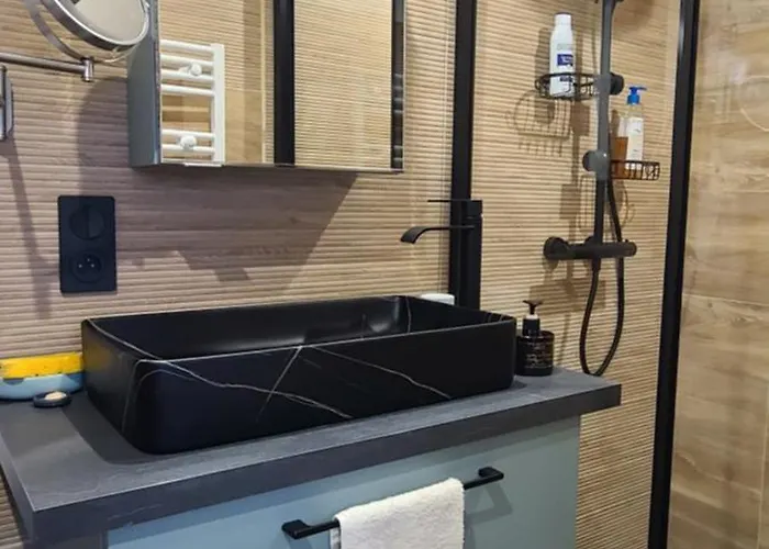 La Cadanise, Du Parc 3*